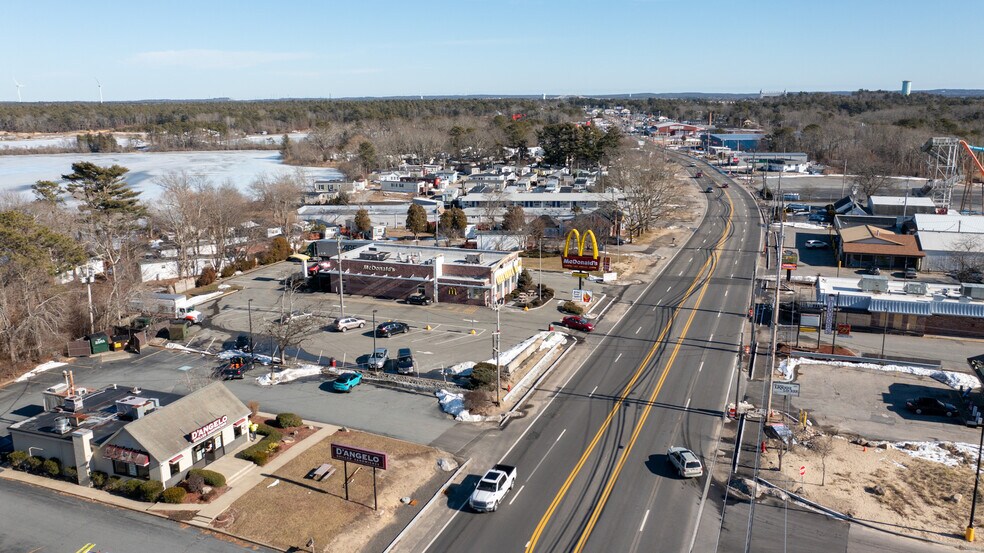 More Photos Of 3020 Cranberry Hwy, East Wareham Fast Food For Lease