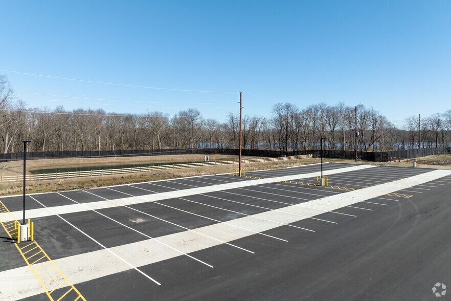 More Photos Of 85 Main St, Spotswood Industrial For Sale