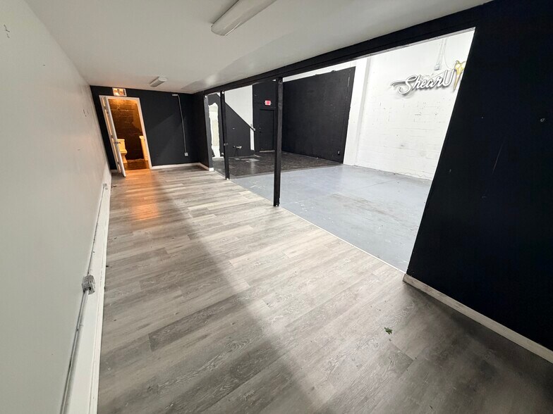 More Photos Of 6102 E Adamo Dr, Tampa Auto Dealership For Lease