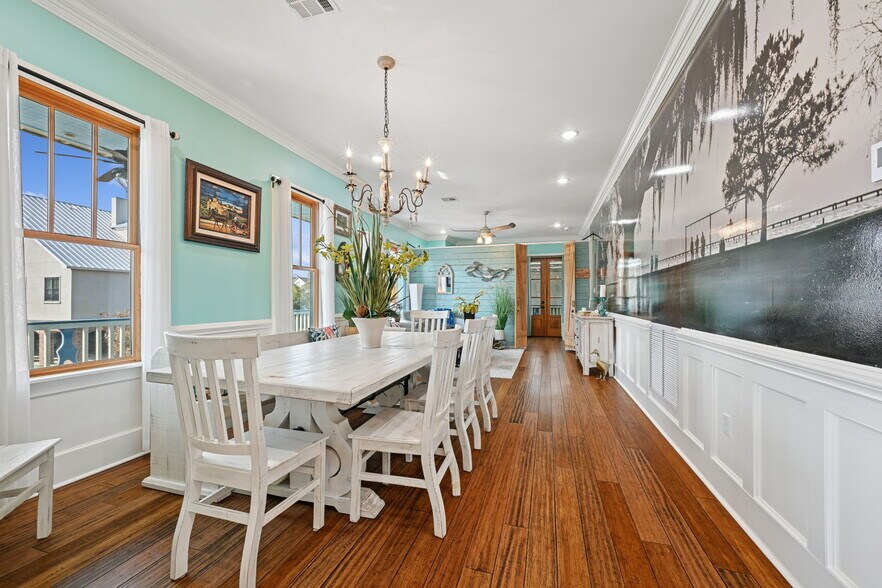 More Photos Of 124 Lafitte St, Mandeville Hospitality For Sale