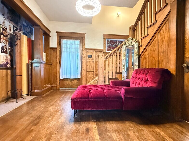 More Photos Of 2 Ash St E, Three Oaks General Retail For Sale