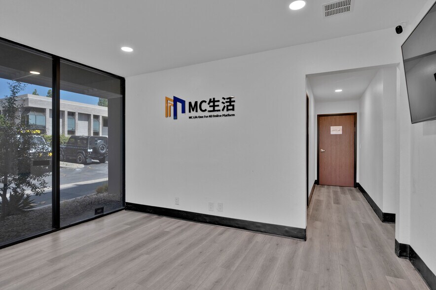 More Photos Of 23231 Vista Grande Dr, Laguna Hills Warehouse For Sale