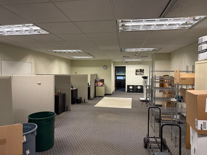More Photos Of 80 Business Park Dr, Armonk Office For Lease
