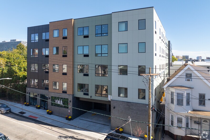 Primary Photo Of 34-40 Hudson St, Newark Apartments For Lease