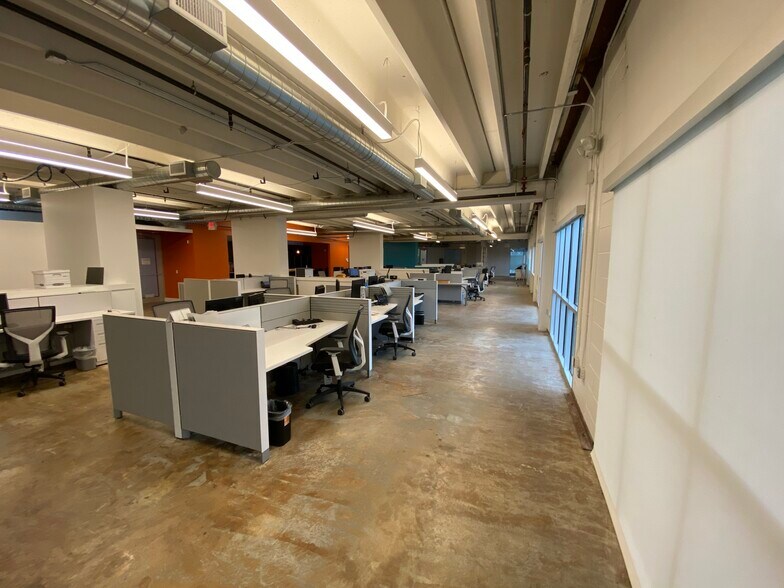 More Photos Of 2808 Caroline St, Houston Coworking Space