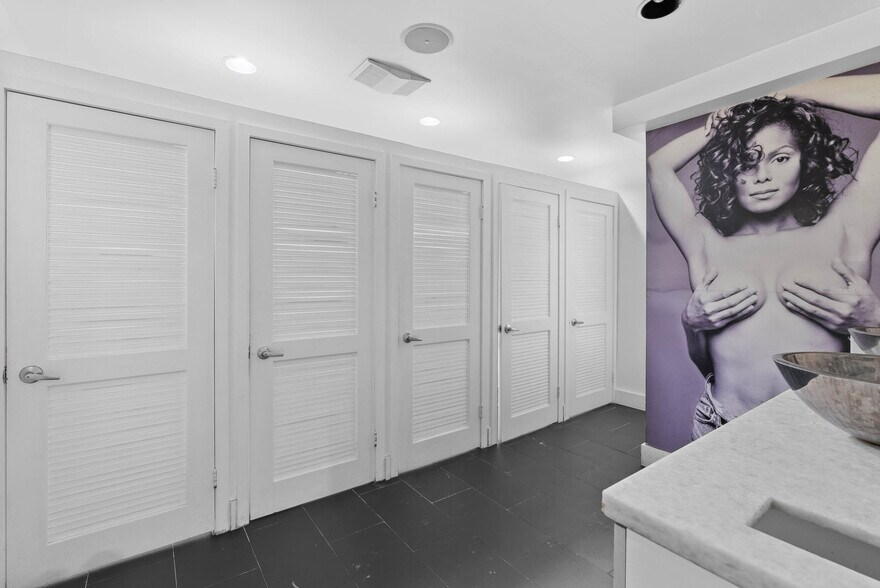 More Photos Of 1312 South St, Philadelphia Storefront Retail Residential For Sale