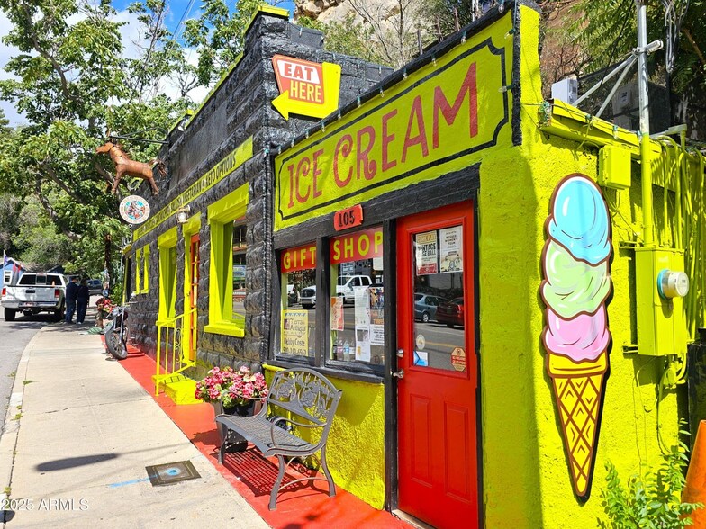 More Photos Of 105 Tombstone Cyn, Bisbee Restaurant For Sale