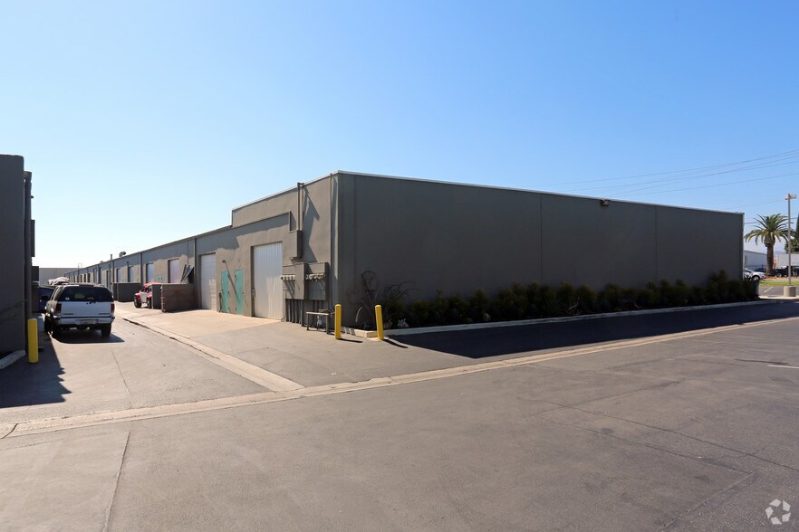 More Photos Of 2350-2384 E Orangethorpe Ave, Anaheim Unknown For Lease