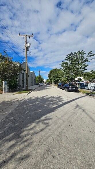 More Photos Of 161-163 NE 24th St, Miami Office For Lease