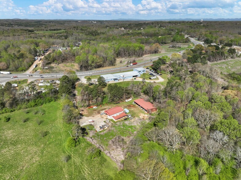 More Photos Of 2567 Athens Hwy, Gainesville Warehouse For Lease