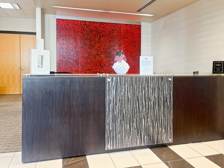 More Photos Of 113-123 S Monroe St, Tallahassee Coworking Space