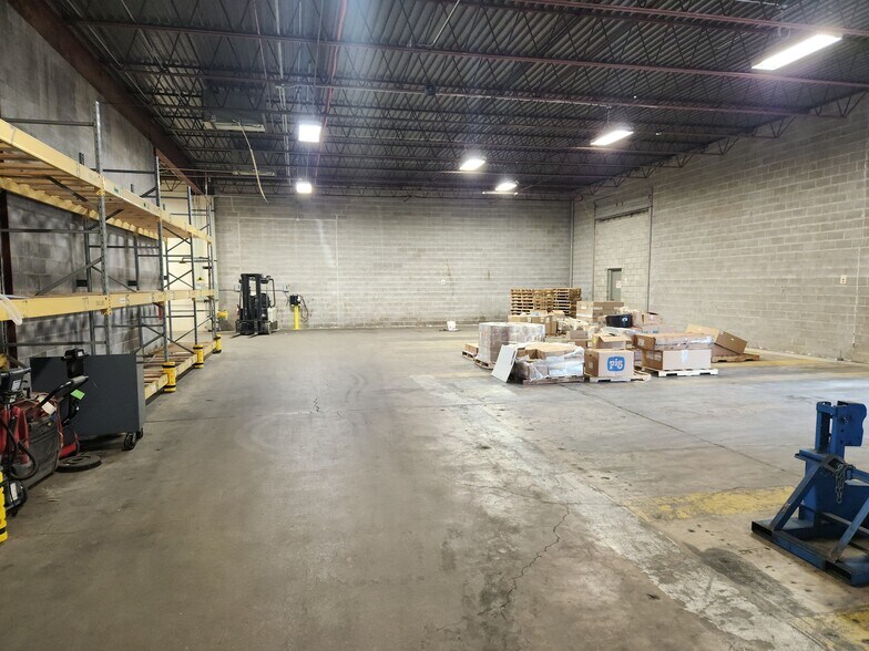 More Photos Of 765 E. Pythian ave, Decatur Industrial For Sale