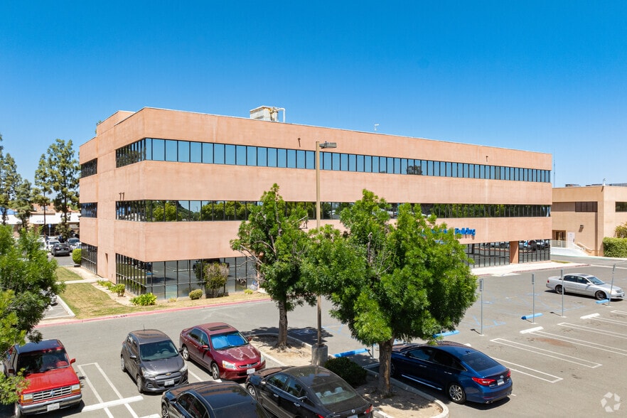 Primary Photo Of , Delano Office For Sale