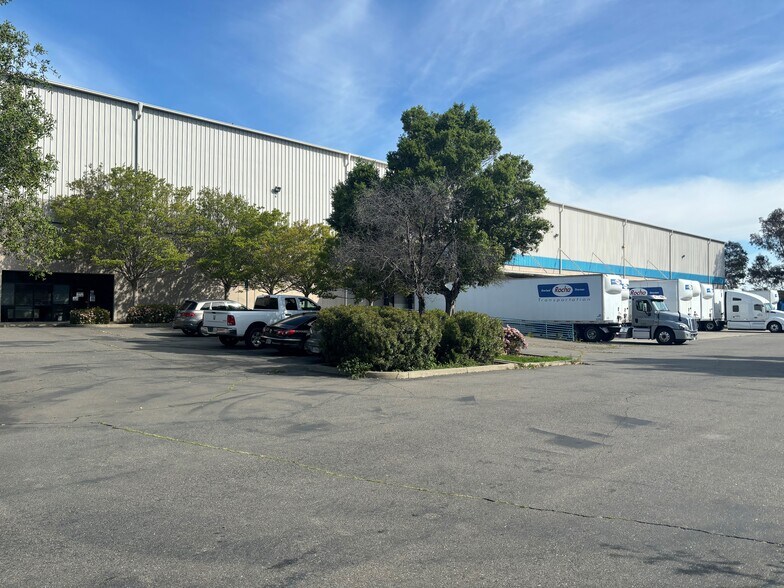 More Photos Of 2345 Huntington Dr, Fairfield Warehouse For Lease