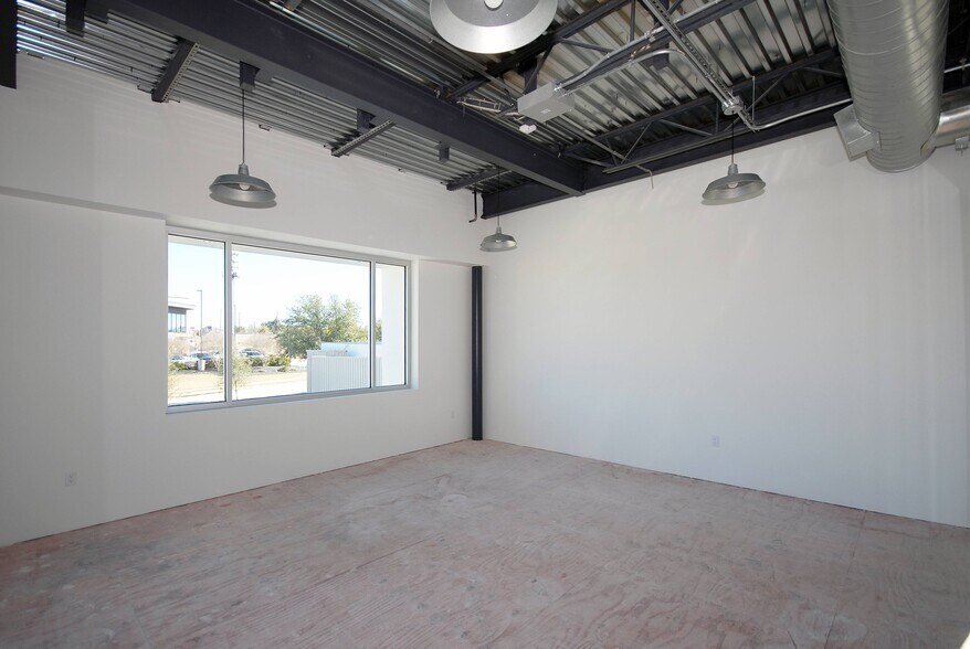 More Photos Of 4245 Marsh Ridge Rd, Carrollton Loft Creative Space For Sale