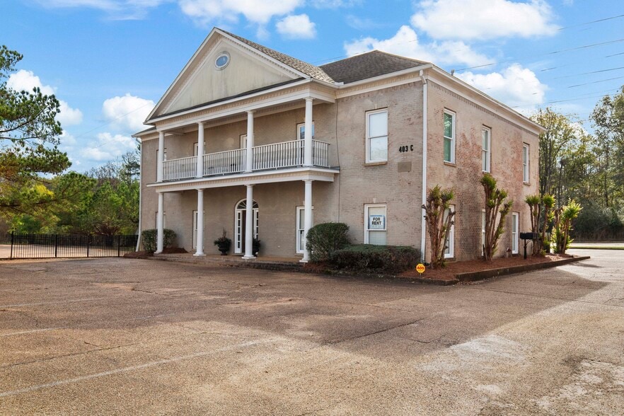 Primary Photo Of 403-C Towne Center Blvd, Ridgeland Office For Sale