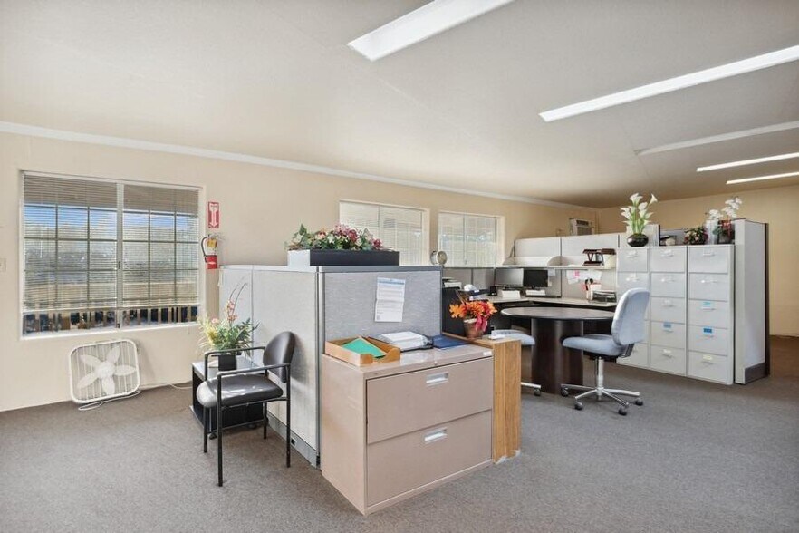 More Photos Of 4261 Sunset Ln, Shingle Springs Office For Lease