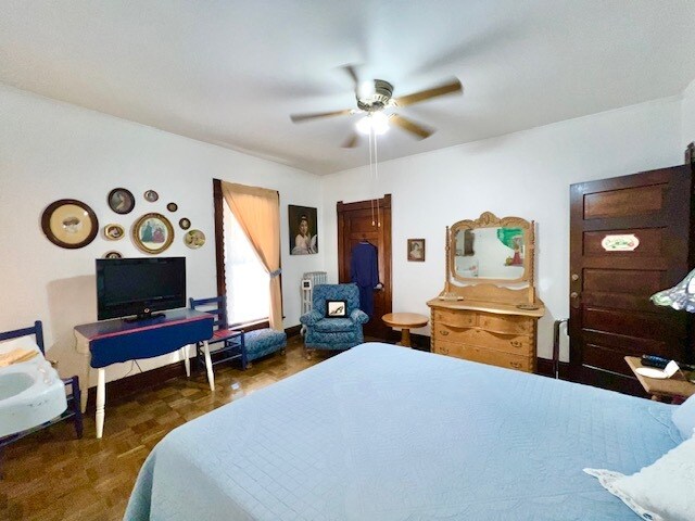 More Photos Of 301 S 3rd St, Raton Hospitality For Sale