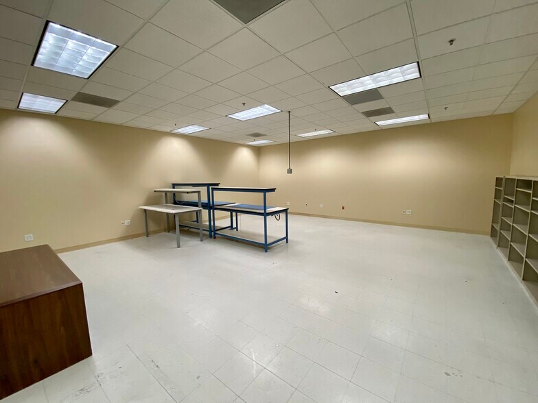 More Photos Of 18705 Madrone Pky, Morgan Hill Research And Development For Lease