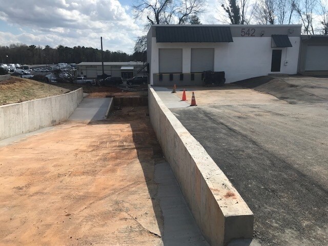 More Photos Of 542 SW Milam Ave, Atlanta Warehouse For Lease