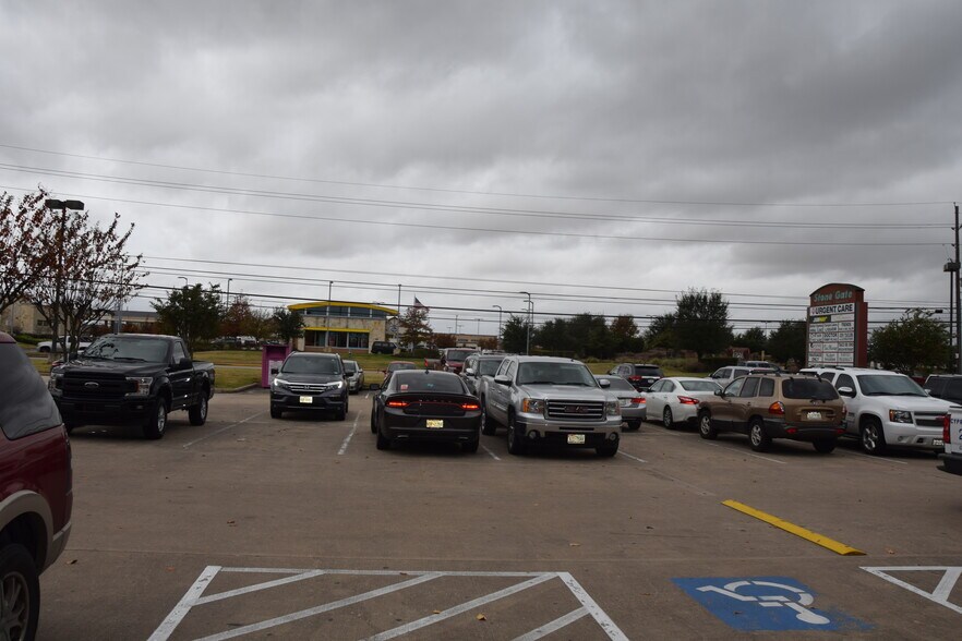 More Photos Of 9740 Barker Cypress Rd, Cypress Restaurant For Lease