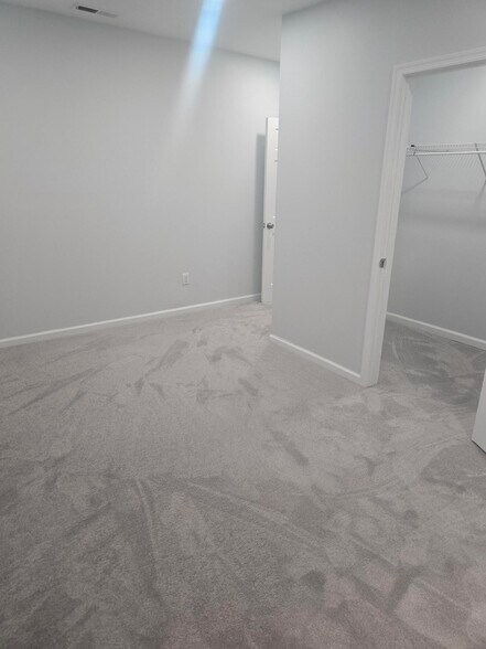 More Photos Of 3800 N Market St, Wilmington Storefront Retail Office For Sale