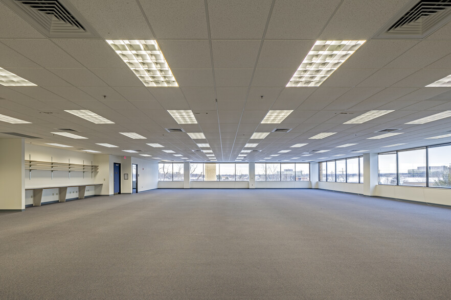 More Photos Of 760 Washington Ave, Carlstadt Light Distribution For Lease