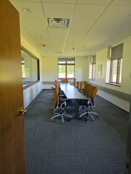 More Photos Of 4493 Walden Ave, Lancaster Office For Sale