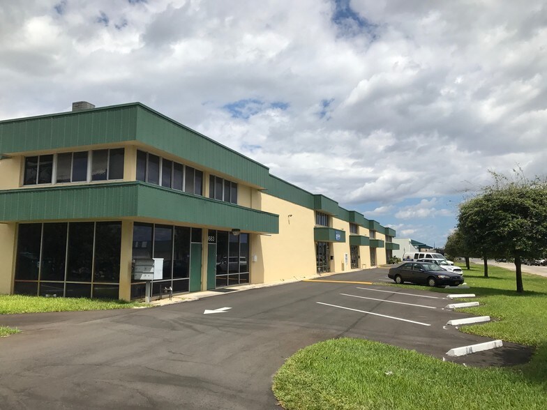 More Photos Of 1683-1711 Latham Rd, West Palm Beach Light Distribution For Lease