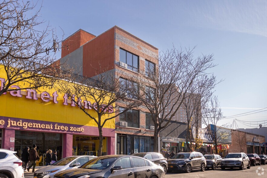 More Photos Of 451 Rockaway Ave, Brooklyn Apartments For Lease