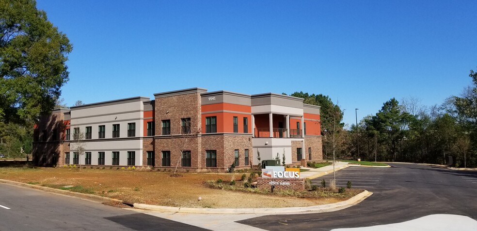 Primary Photo Of 9541 Julian Clark Ave, Huntersville Office For Lease