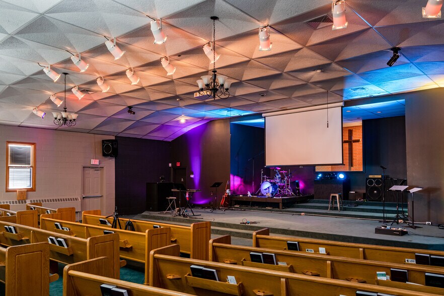 More Photos Of 4445 Wilmington Pike, Dayton Religious Facility For Sale