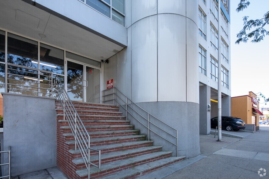 More Photos Of 90-02 Queens Blvd, Elmhurst Apartments For Sale