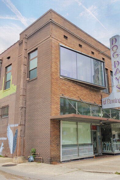 More Photos Of 112 18th St N, Birmingham Storefront For Sale