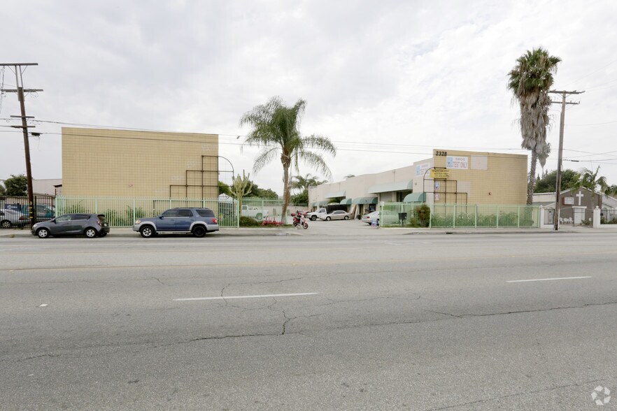 More Photos Of 2328-2330 Durfee Ave, El Monte Service For Lease