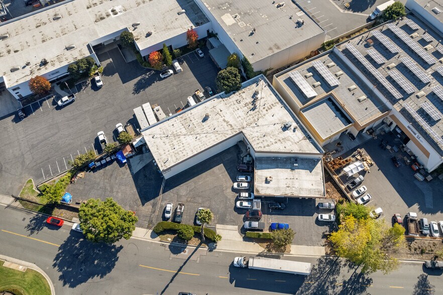 More Photos Of 17000 Keegan Ave, Carson Manufacturing For Lease