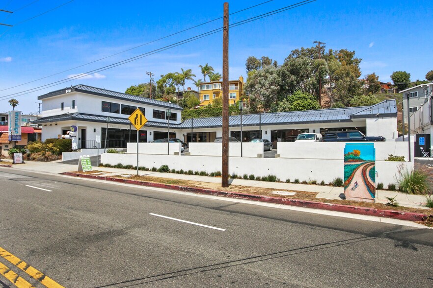More Photos Of 8416-8432 Pershing Dr, Playa Del Rey Storefront Retail Office For Lease