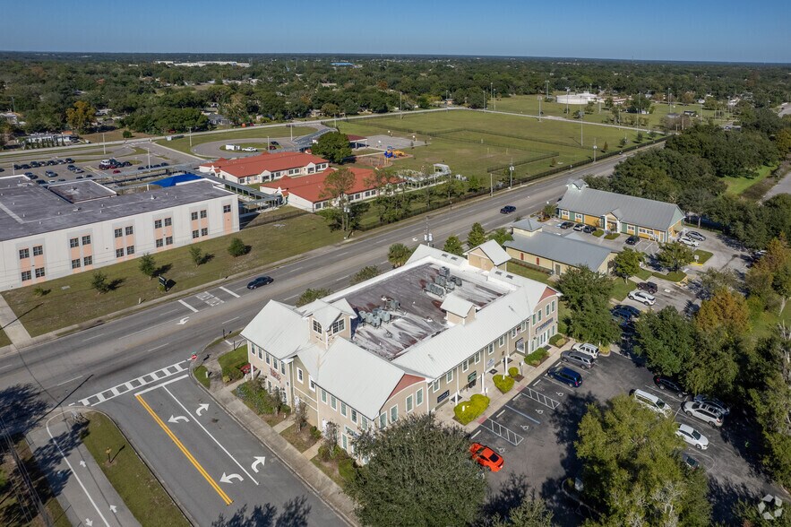 More Photos Of 515 N Park Ave, Apopka Storefront Retail Office For Lease