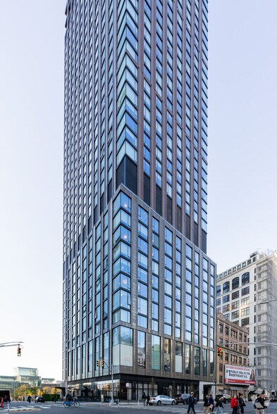 More Photos Of 455 10th Ave, New York Apartments For Lease