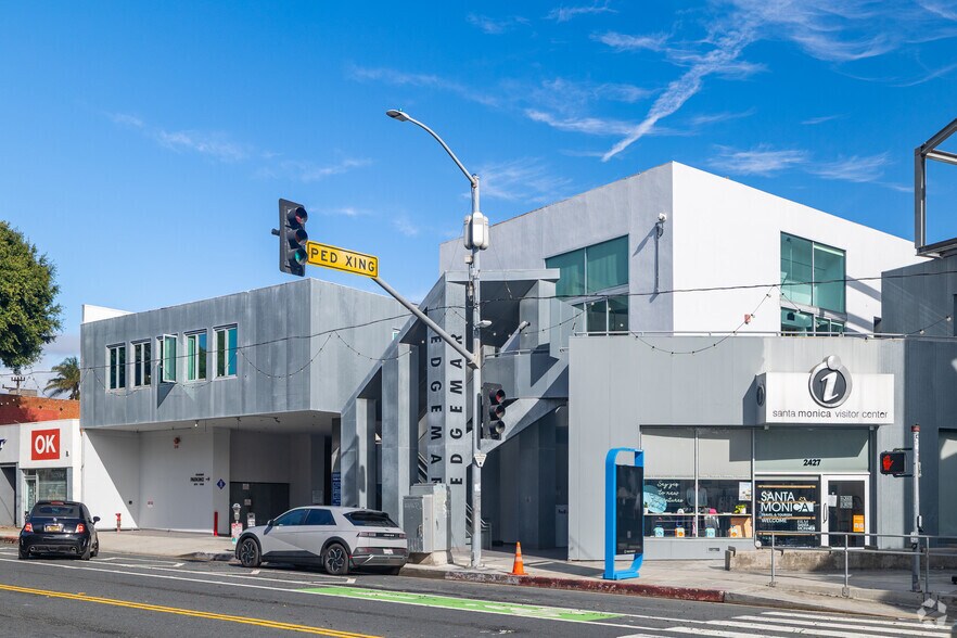 More Photos Of 2415-2449 Main St, Santa Monica Restaurant For Lease