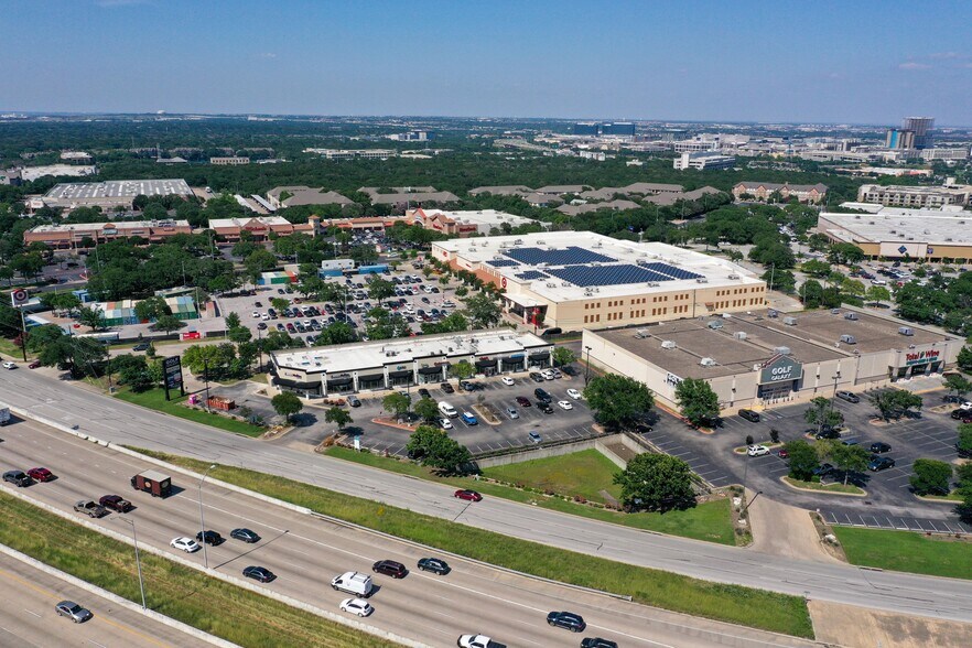 More Photos Of 10001 Research Blvd, Austin General Retail For Lease