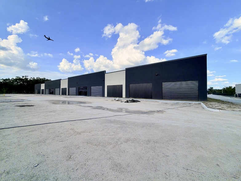 More Photos Of 4320 County Line Rd, Lakeland Unknown For Lease