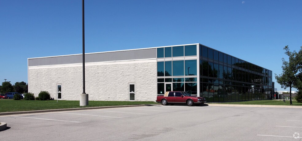 More Photos Of 7311 Quality Cir, Anderson Office For Sale