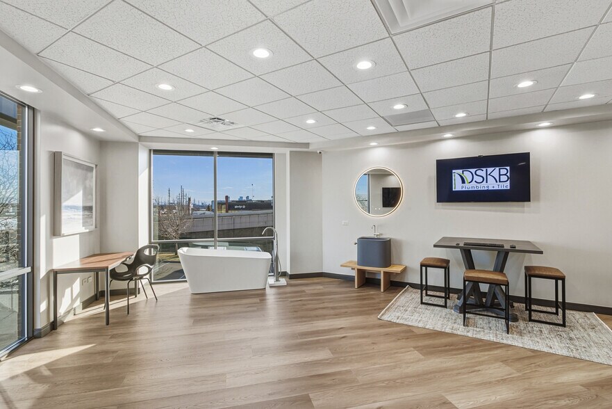More Photos Of 5801 Logan St, Denver Research And Development For Lease