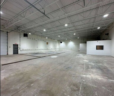 More Photos Of 50711-50731 Wing Dr, Shelby Township Warehouse For Lease