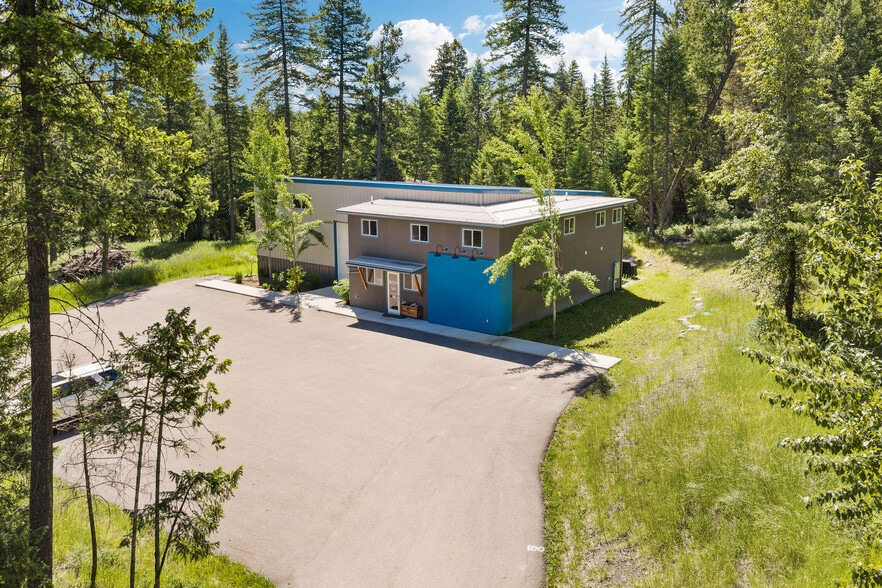 More Photos Of 112 E Blanchard Lake Rd, Whitefish Warehouse For Lease