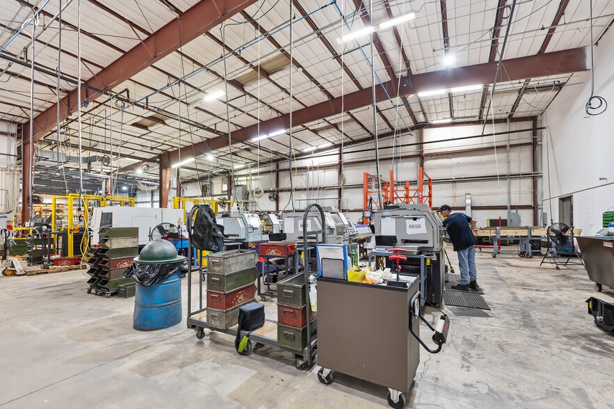 More Photos Of 2 Sunshine Blvd, Ormond Beach Light Distribution For Lease