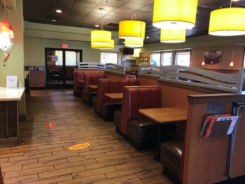 More Photos Of 7065 Winchester Rd, Memphis Restaurant For Lease