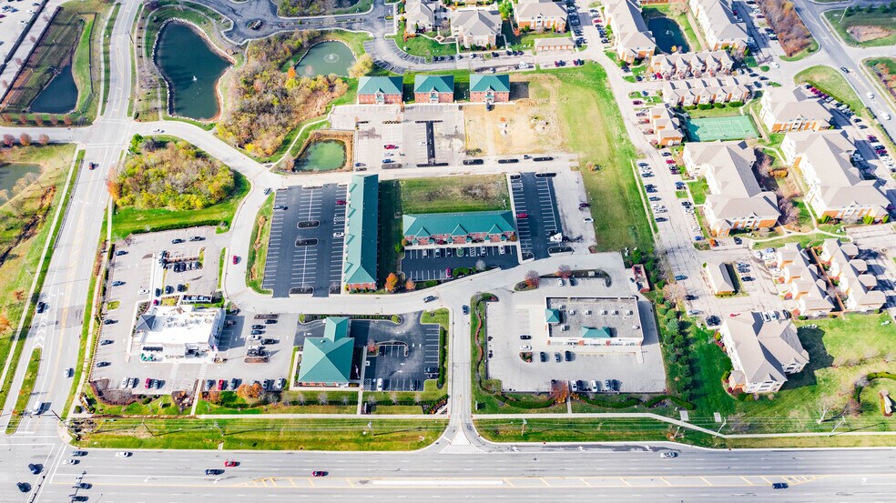 More Photos Of 8495 S Mason Montgomery Rd, Mason Flex For Sale