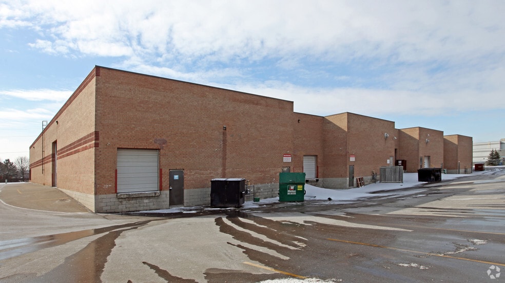 More Photos Of 21 Regan Rd, Brampton Storefront For Lease